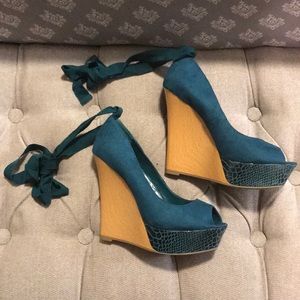 Jennifer Lopez ankle tie wedges